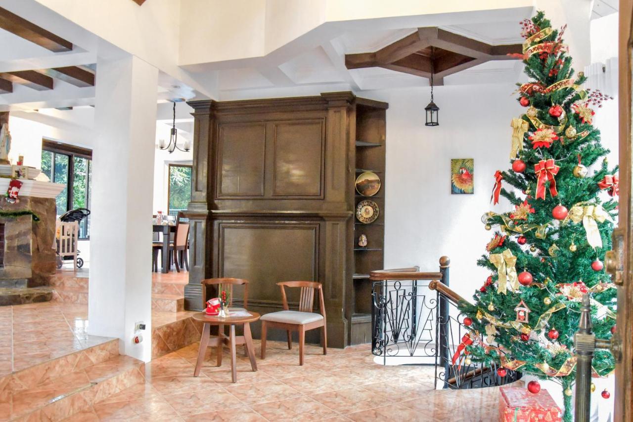 El Castillo Bed And Breakfast Angono エクステリア 写真