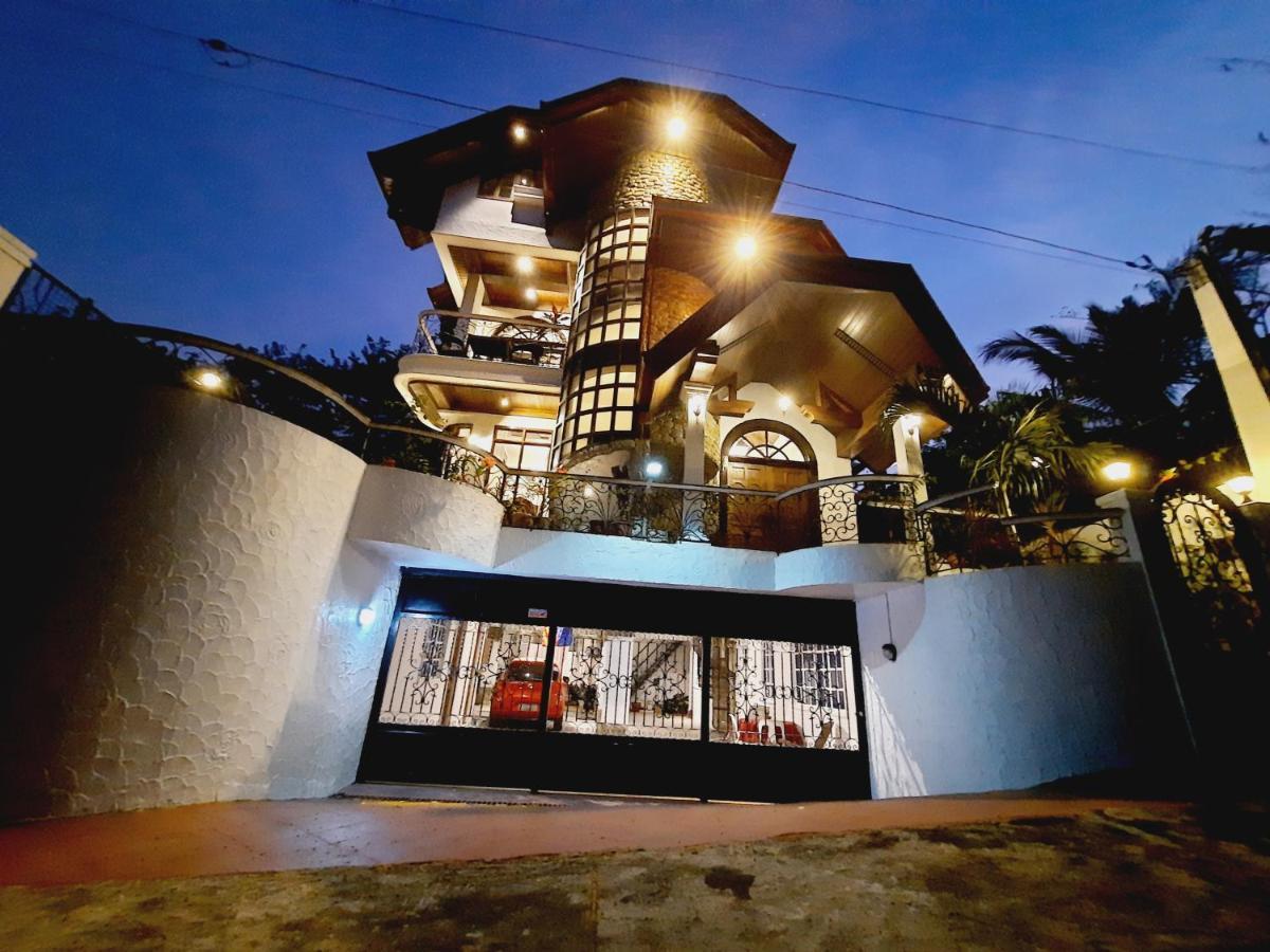 El Castillo Bed And Breakfast Angono エクステリア 写真