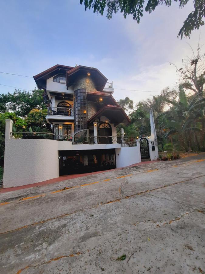 El Castillo Bed And Breakfast Angono エクステリア 写真