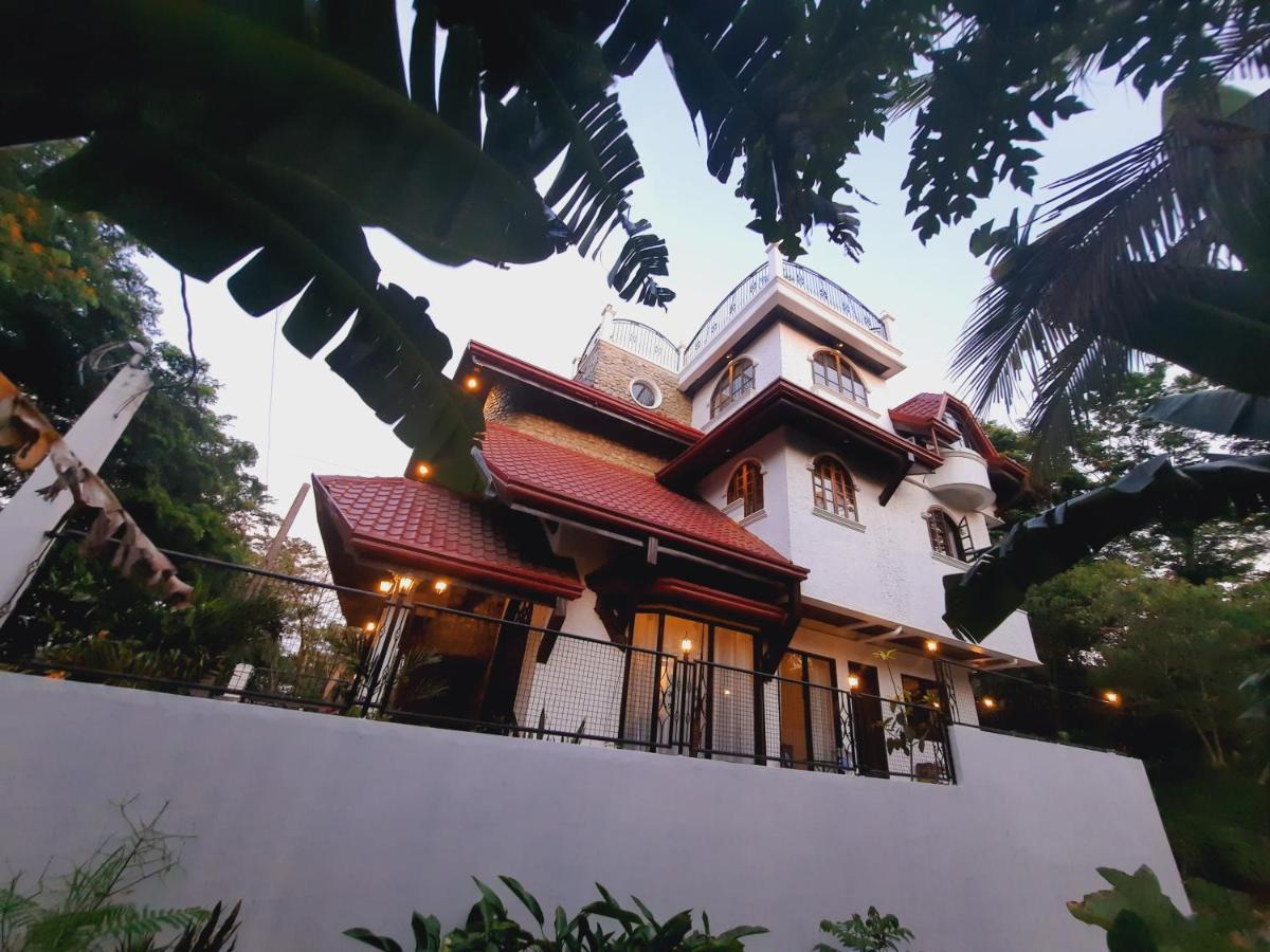 El Castillo Bed And Breakfast Angono エクステリア 写真