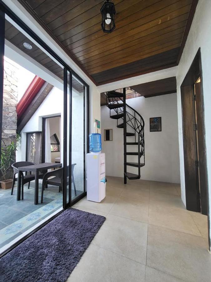 El Castillo Bed And Breakfast Angono エクステリア 写真