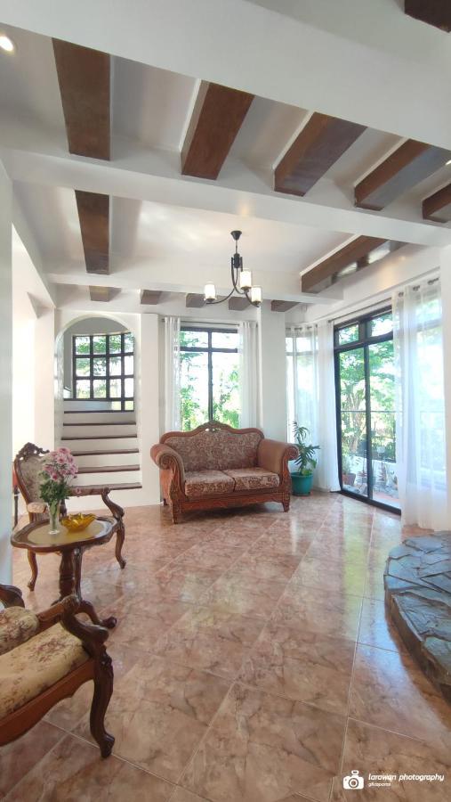 El Castillo Bed And Breakfast Angono エクステリア 写真