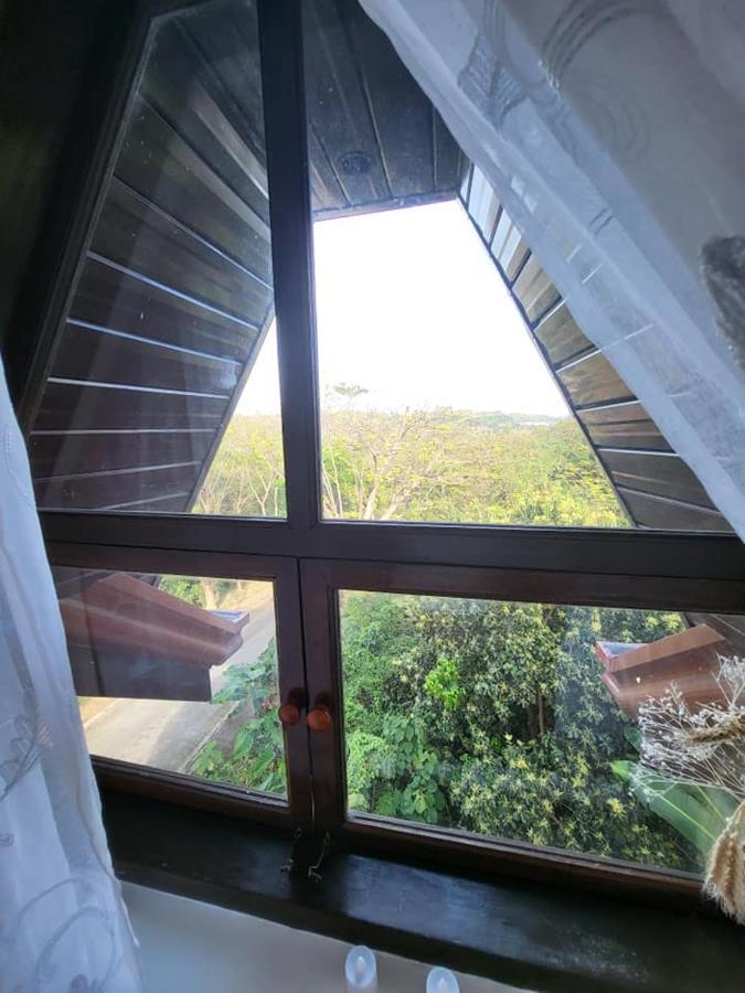 El Castillo Bed And Breakfast Angono エクステリア 写真